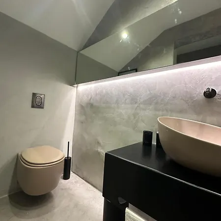 Lorenzo X Casa Norte